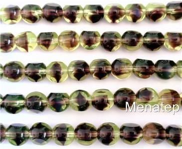 25 8mm German Style Triangles: Olivine/Amethyst