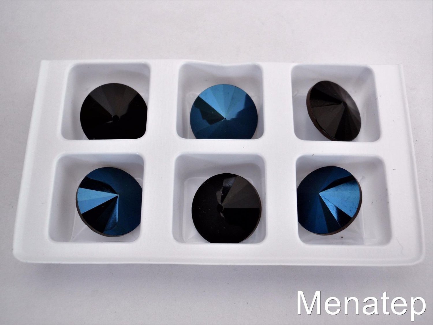4(Four)  14 mm Rivoli Beads: Blue Iris - Jet