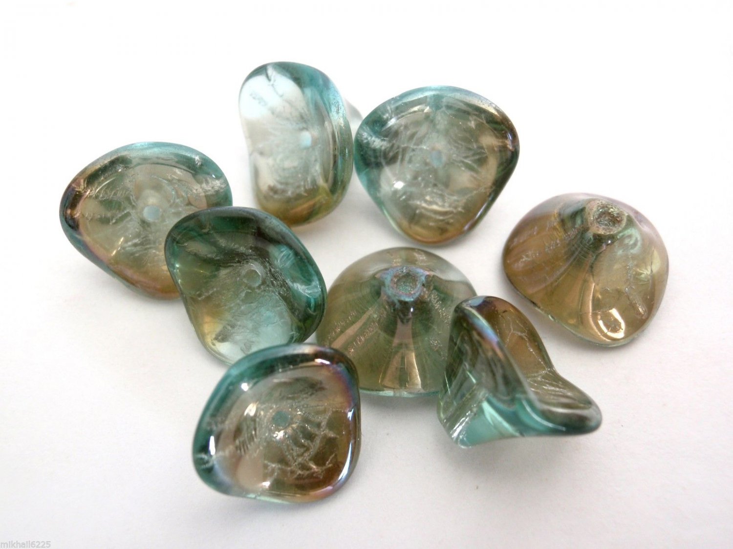 12 12 mm Czech Glass Three Petal Flower Beads: Aquamarine - Celsian