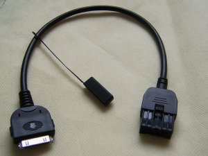 NISSAN INFINITI AUX INPUT CABLE FOR IPOD TOUCH NANO TOUCH 284H2-ZT50A