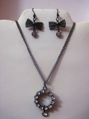 RhinestoneNecklace set