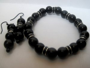 Black Earring and Bracelet Set