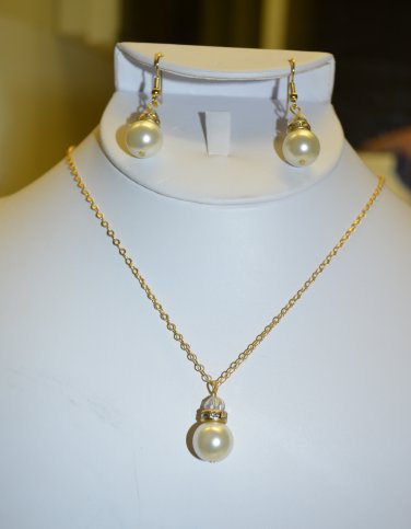 Gold Filled Pearl Set