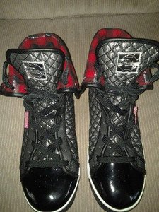HIGH NECK SNEAKER Pastry sneaker shoes size 7 1/2. BLACK AND RED