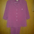 Aluson. Daley.v good quality two pic suit 4woman size 8. P.