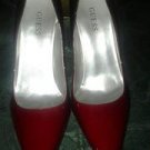 Guess v pretty shoes shiny hill she will like it size 91/2. 4 women