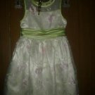 Bonne. Jean chiffon.& satin v cute dress 4 preety girls. size 3t us