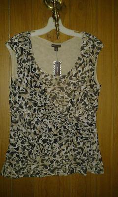 DANA. Buchman v pretty animal print top 4 woman size . M.