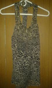 Charlohe. Rvsse. V cute chiffon top 4 woman size. S.