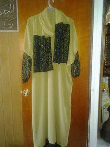 V pretty chiffon abaya plus size 4 woman. 2-3 X