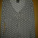 East. 5 Th v cute spandex blouse 4 women  size. M
