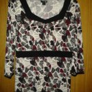 East 5th spandex stretch blouse v cute 4her size. M