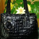 Liz Clalbaine seanks leather v pretty handbag tote