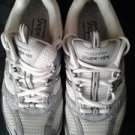 Sketchers sneaher for women v cute size 6
