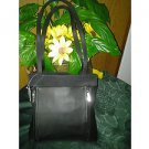 Nine west leather handbag very brautiful  for hard work
