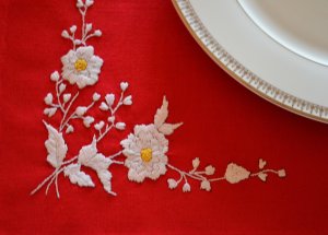 Red floral placemats Hand embroidered - set of 4