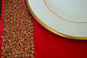 Red placemat set with sequence