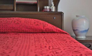 Red Bedspread with Applique bedcover coverlet cotton blanket throw