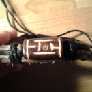 Adjustable leather bracelet
