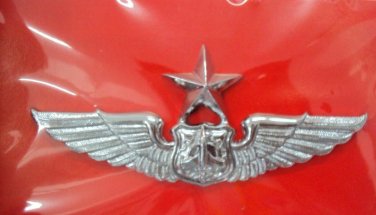 SENIOR DEGREE ROYAL THAI AIR FORCE ENGINEER METAL WING BADGE PIN RTAF