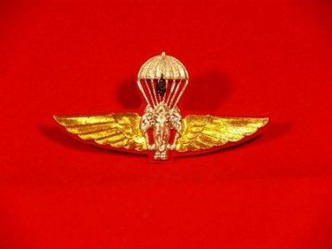Junior Royal Thai Army Parachutist Wing Badge PIN Thailand Military