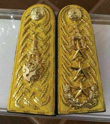 Lieutenant General ROYAL THAI ARMY RANK SHOULDER BOARDS EPAULETTE RTA RANK