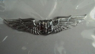 JUNIOR DEGREE ROYAL THAI AIR FORCE MEDICAL METAL WING BADGE PIN RTAF
