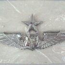 SENIOR ROYAL THAI AIR FORCE MEDICAL METAL WING BADGE PIN Militaria