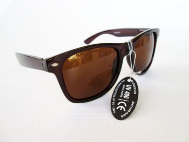 Brand New Retro Classic Unisex Dark Brown Wayfarer Sunglasses For Men and Women.