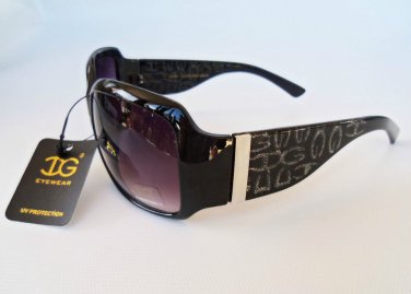 New Designer's Style Women's DG Sunglasses For Travel or Everyday Use Glasses