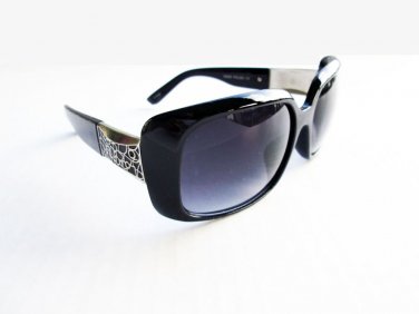 Women's High Fashion Square Shape or Semi Oval Women's  Black Sunglasses