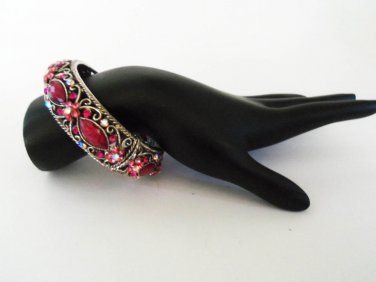 Stylish Red - Purple Bangle With Rhinestones For Women.
