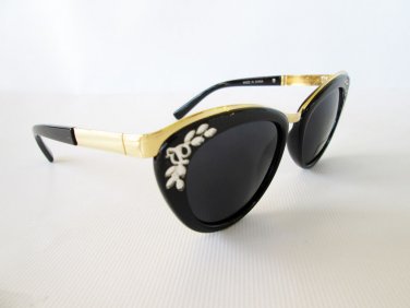 Brand New Cat Eye Women Sunglasses With Brown & Black Lens & White Leaf Design