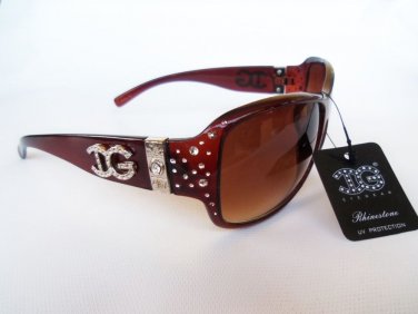 Brand New High Fashion Popular Design Women's Sunglasses With Rhinestones.