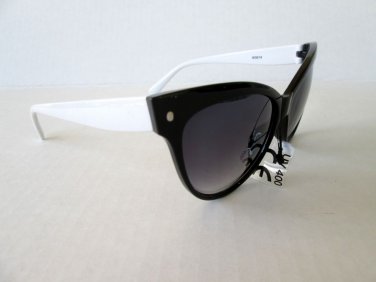 New High Fashion Cat Eye Style Women's Sunglasses & Shades with Black Lens