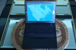 Bonded Leather Case & Wireless Bluetooth Keyboard for iPad3, iPad2, iPad, iPhone
