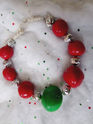 Bracelet ''Green,Red and White''