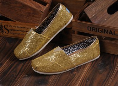 Gold glitter slip ons, size 6 to 10