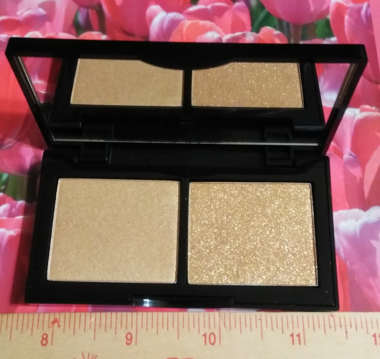 Glow duo. Laura Geller.