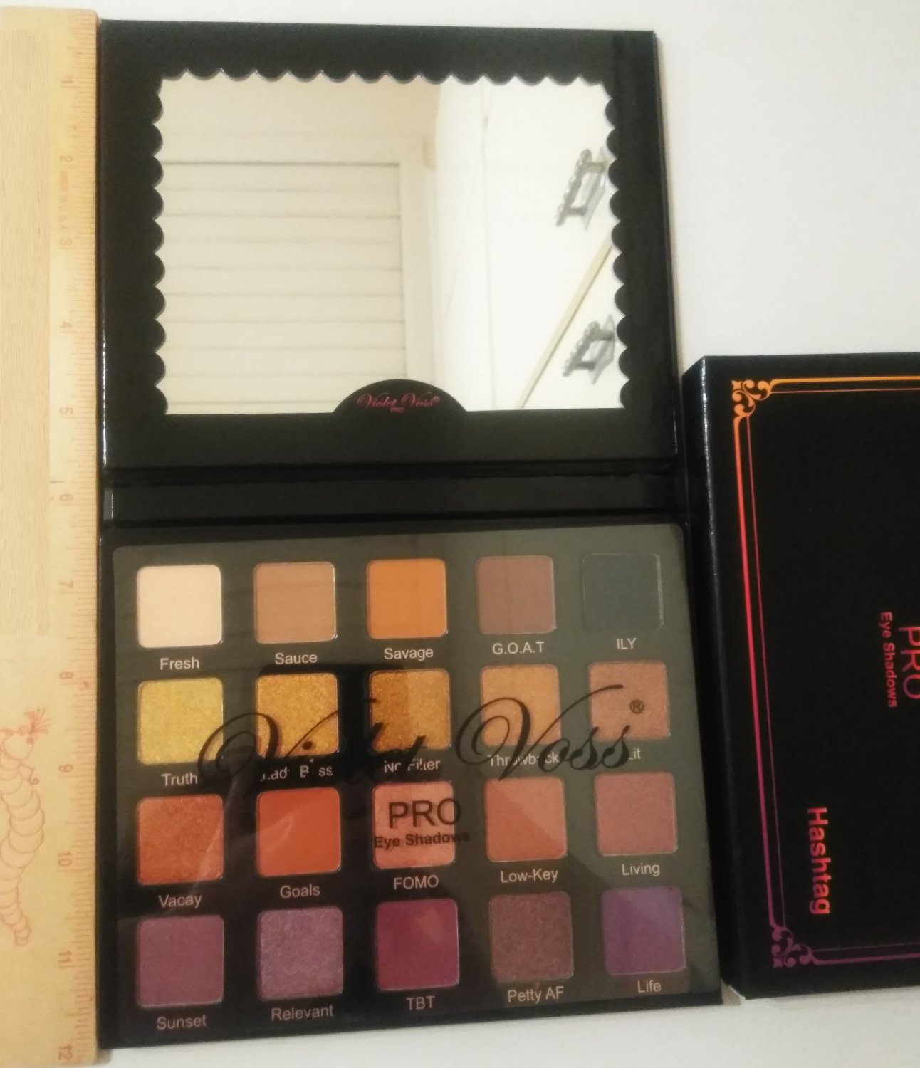 Violet Voss Eyeshadow Palette HASHTAG 1.26 oz / 36 g Full Size 20