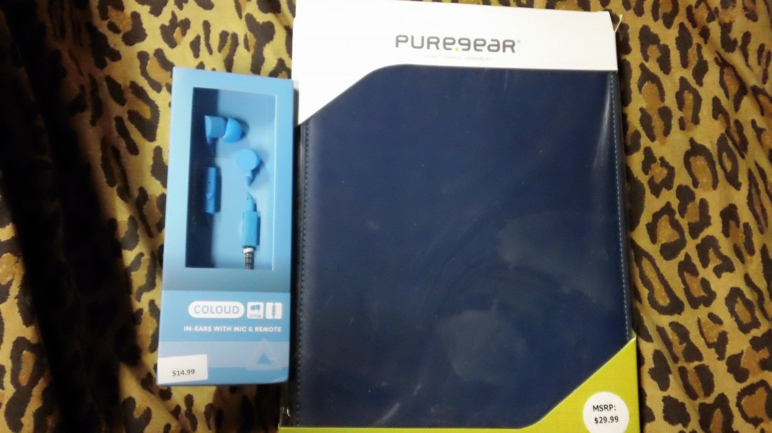 PureGear iPad Classic Folio with Coloud Earphones BLUE