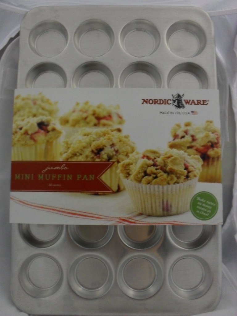 NordicWare Jumbo Mini Muffin Pan NEW