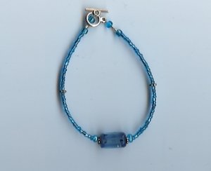 Blue Barrel Glow Bead Bracelet- EAbb