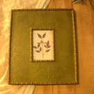 Green Embossed Frame with Flower - CRgf
