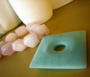 Be Square Necklace - UEbs