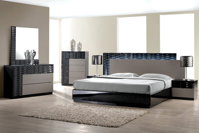 4 Pc Contemporary Platform Black lacquer W/Zebra Queen Bed Bedroom Set