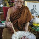 LP SANAY PHRA KHUNPAEN HOLD LADY GUMAN THONG THAI LOVE SEX APPEAL AMULET PENDANT