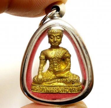 THAI PENDANT LORD BUDDHA POWERFUL BLESSED AMULET LUCKY RICH HAPPY PEACEFUL LIFE