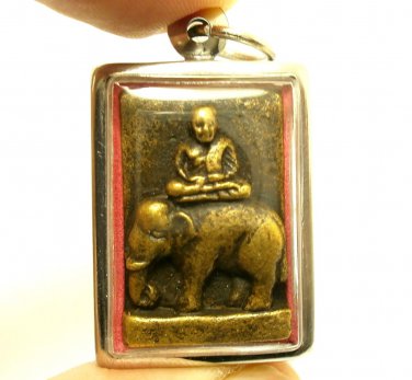 LP NGERN ON ELEPHANT MAGIC PENDANT BLESSING THAI BUDDHA AMULET LUCKY RICH MONEY