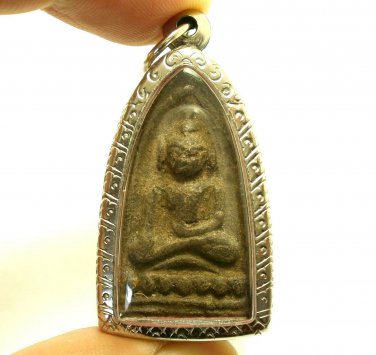 THAI POWERFUL SUCCESS AMULET PENDANT LP BOON BLESSED CROSS OVER OBSTACLE BUDDHA